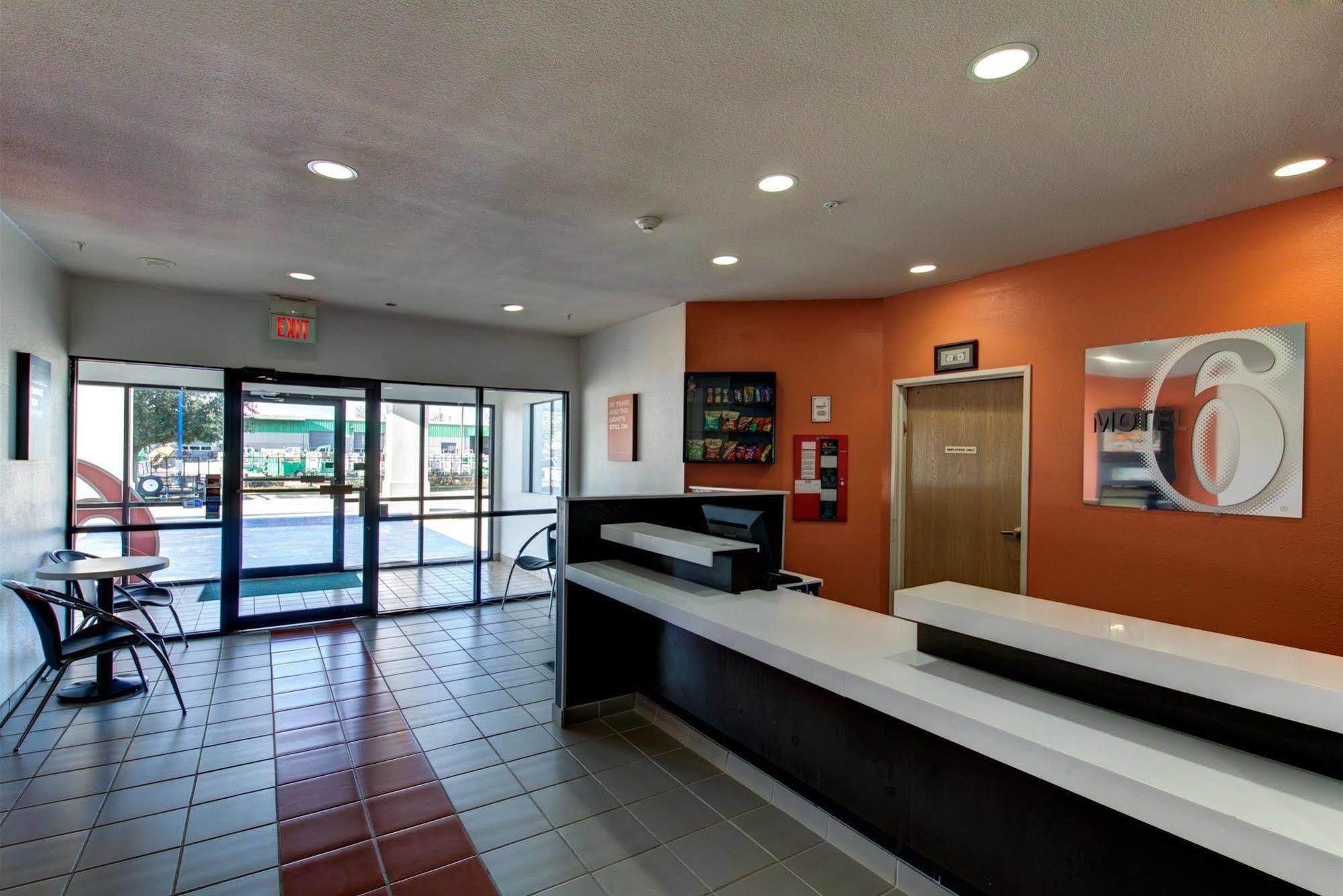 Motel 6 Waco - Woodway Εξωτερικό φωτογραφία